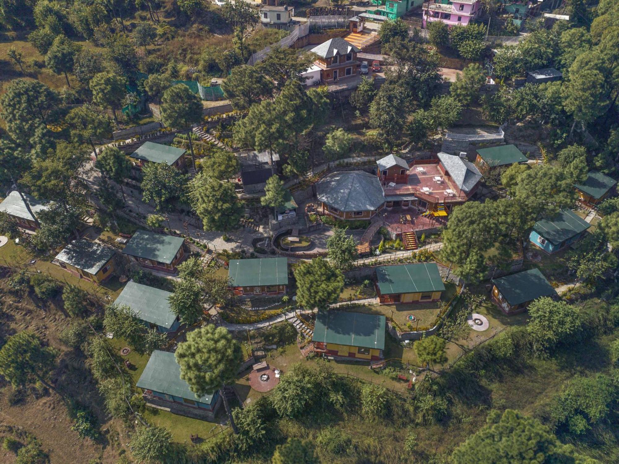 A Kasauli Ggaon By Echor Hotel Kültér fotó