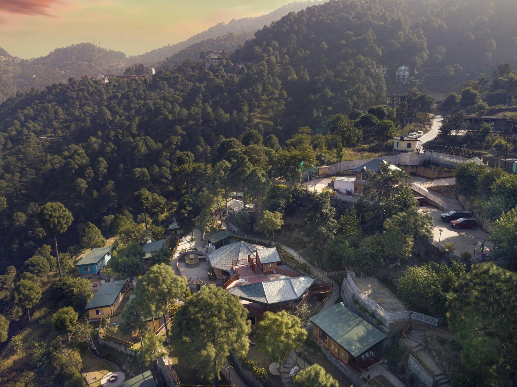 A Kasauli Ggaon By Echor Hotel Kültér fotó