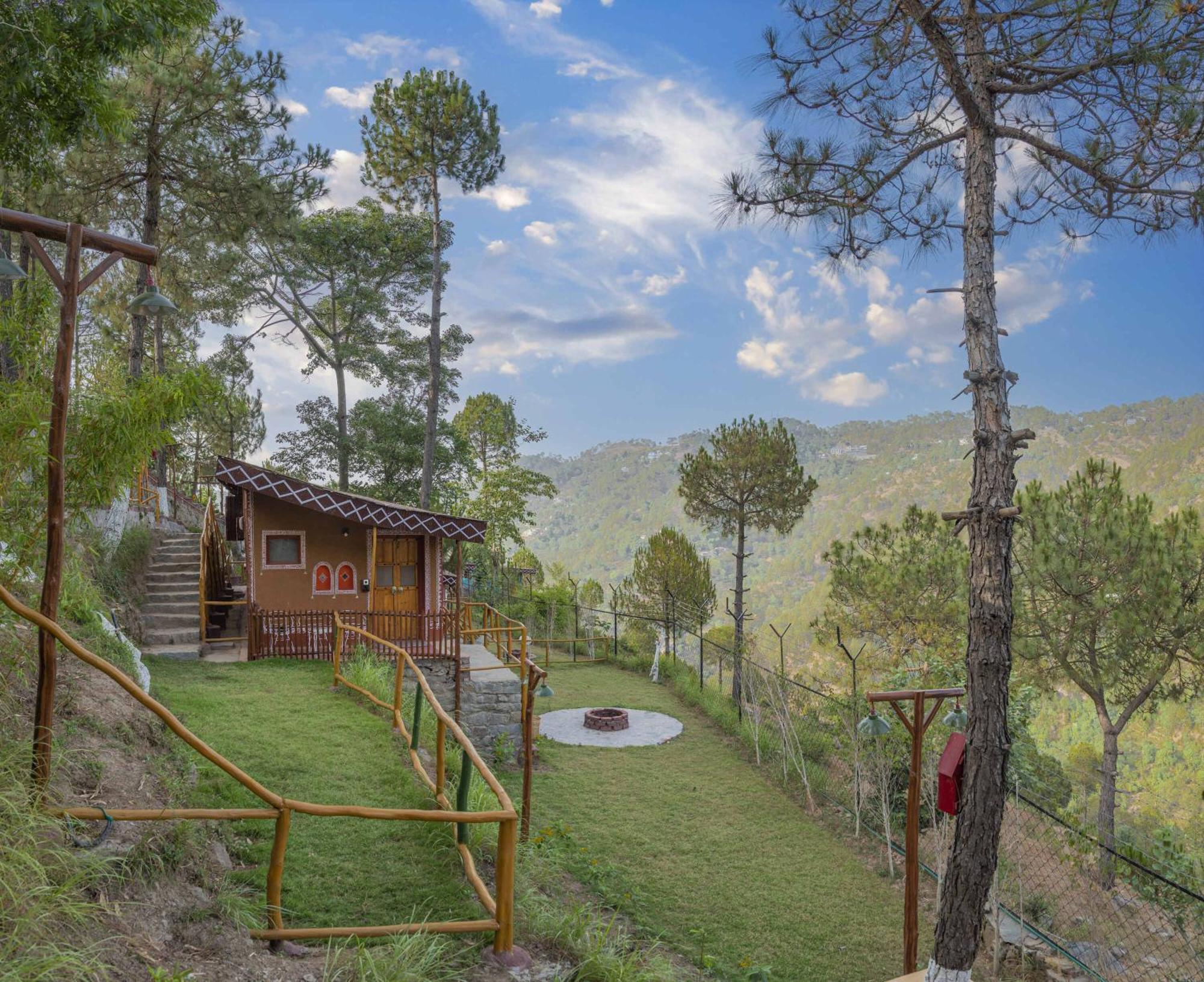 A Kasauli Ggaon By Echor Hotel Kültér fotó