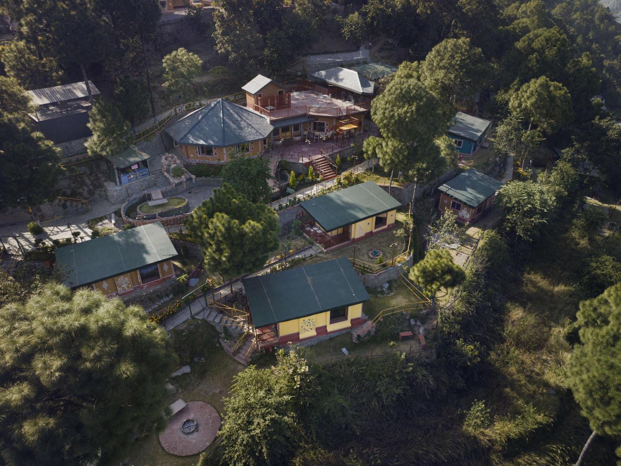 A Kasauli Ggaon By Echor Hotel Kültér fotó