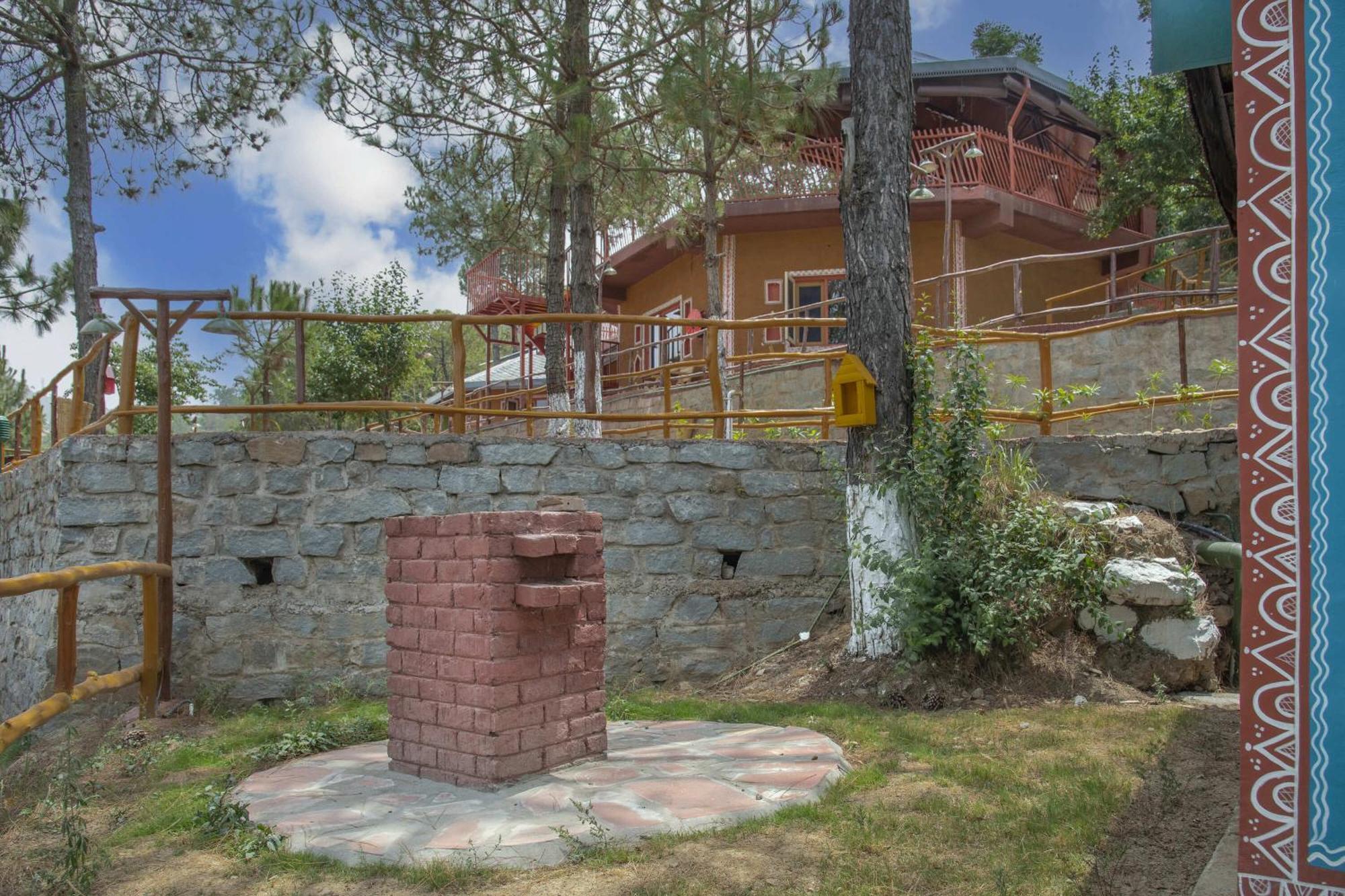 A Kasauli Ggaon By Echor Hotel Kültér fotó